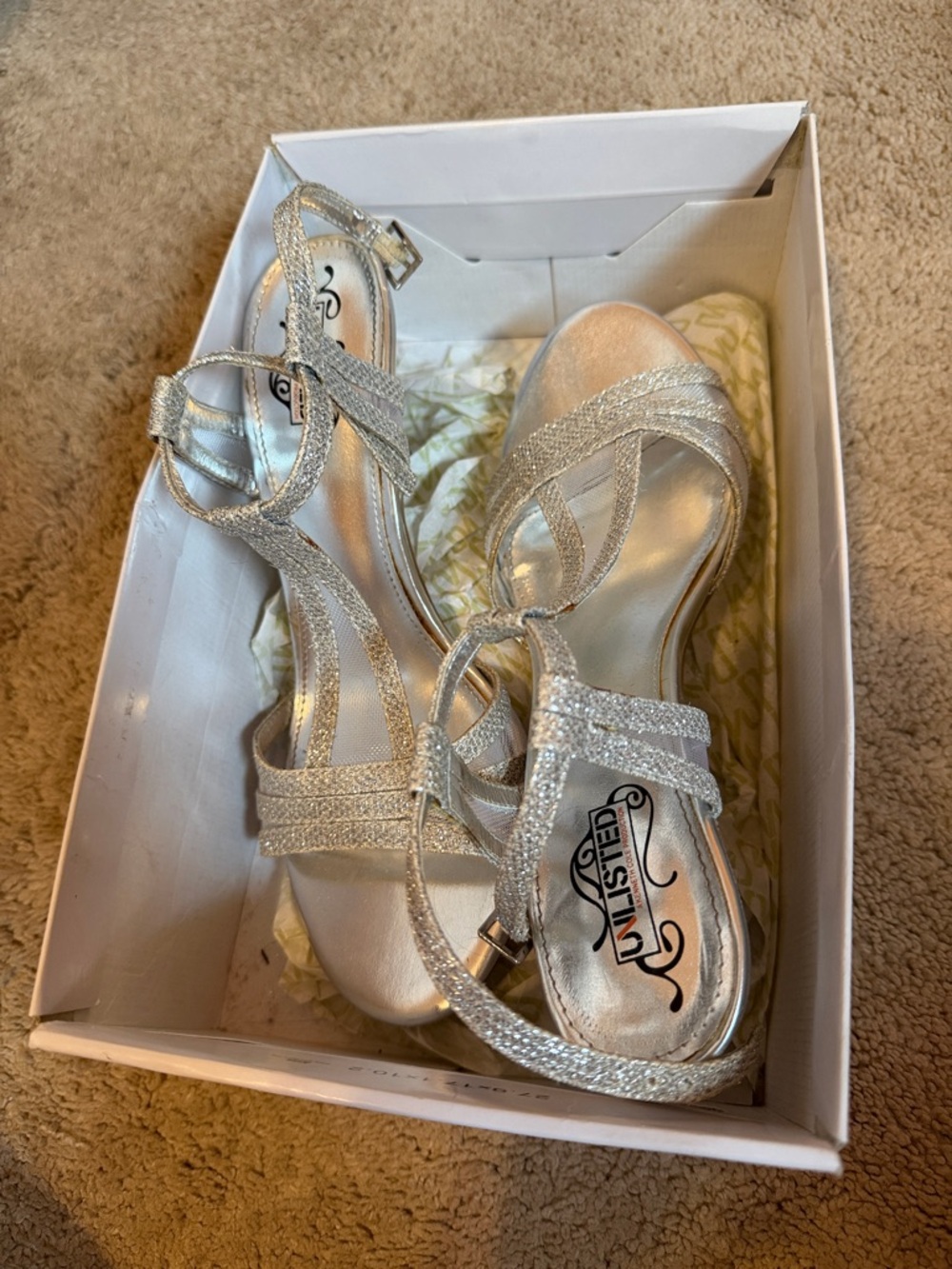 Unlisted sparkle heels size 8 silver